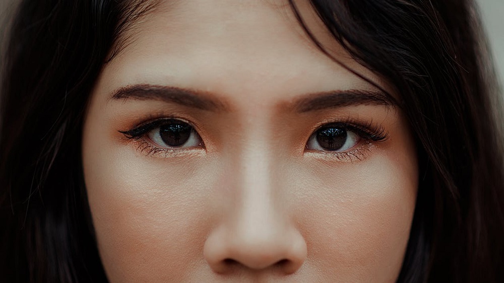 how to get rid of double eyelids from crying